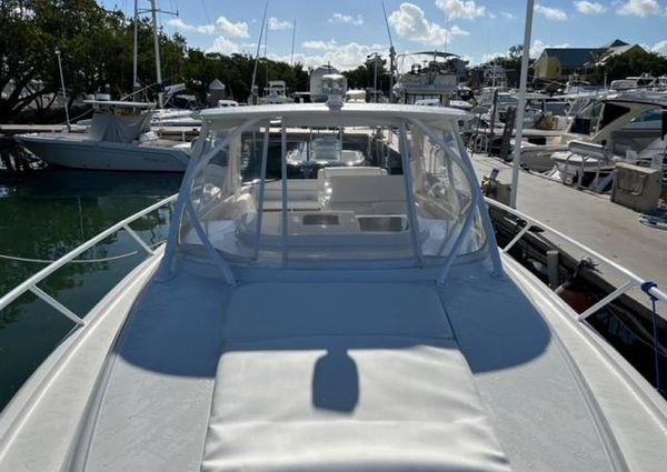 Intrepid 390 Sport Yacht image