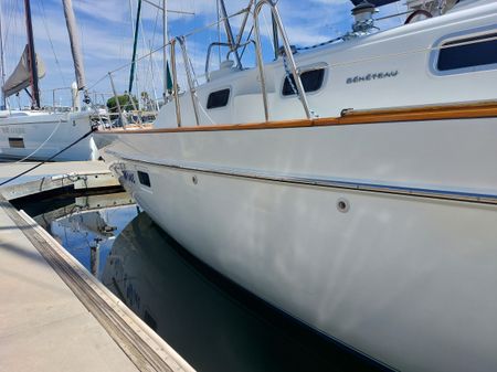 Beneteau Oceanis 42CC image