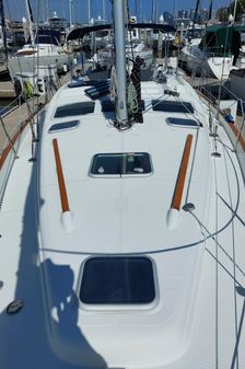 Beneteau Oceanis 42CC image