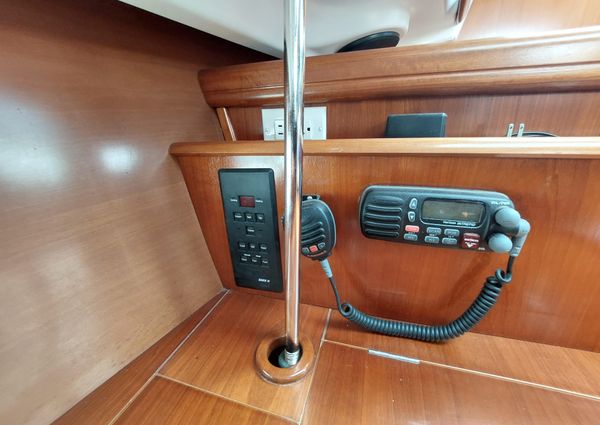 Beneteau Oceanis 42CC image