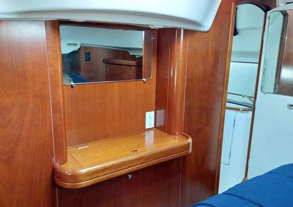 Beneteau Oceanis 42CC image