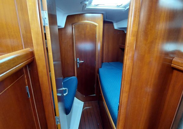 Beneteau Oceanis 42CC image