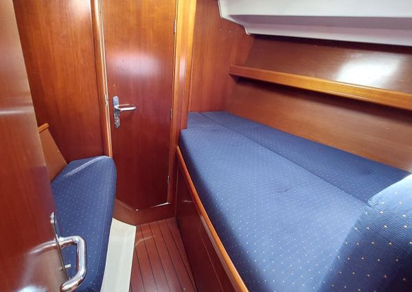 Beneteau Oceanis 42CC image