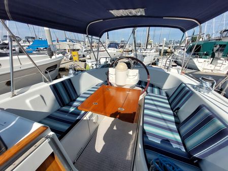 Beneteau Oceanis 42CC image