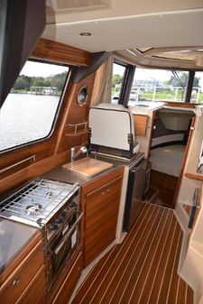 Ranger-tugs 29-COMMAND-BRIDGE image