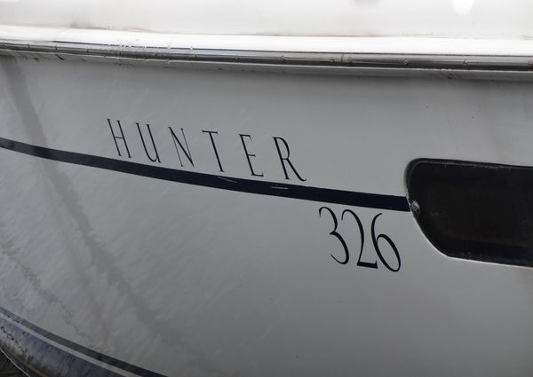 Hunter 326 image