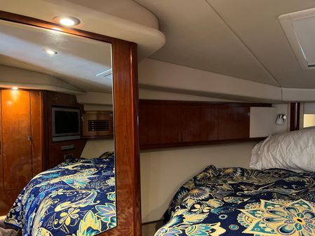 Sea Ray 390 Express Cruiser image