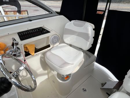 Boston-whaler 255-CONQUEST image