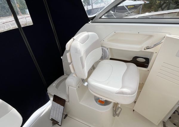 Boston Whaler 255 Conquest image