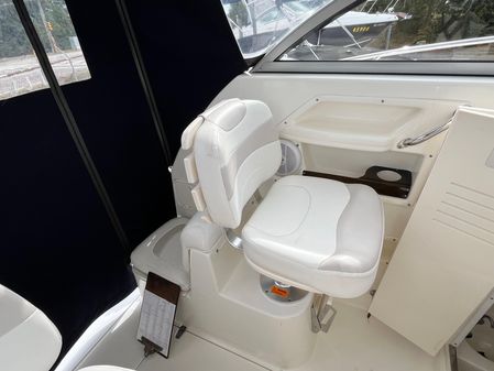 Boston Whaler 255 Conquest image