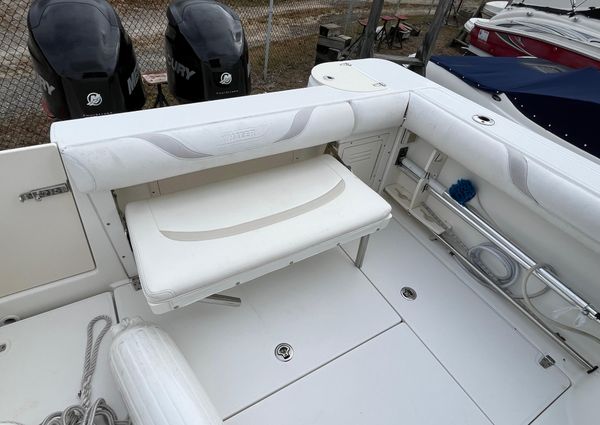 Boston Whaler 255 Conquest image