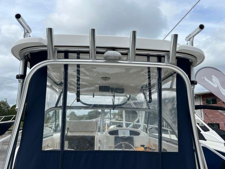 Boston-whaler 255-CONQUEST image