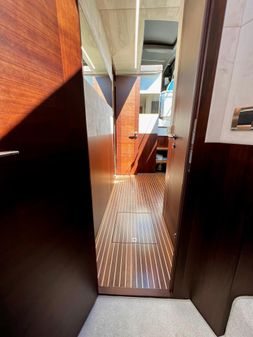 Galeon 425-HTS image