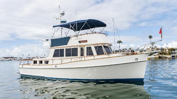 Grand Banks Classic 