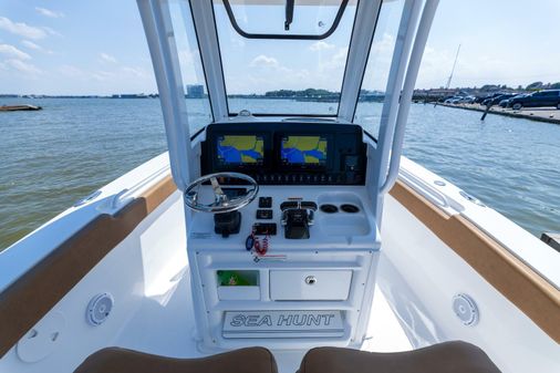 Sea Hunt Gamefish 27 image