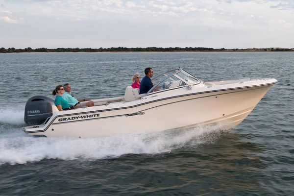 Grady-White Freedom 215 - main image