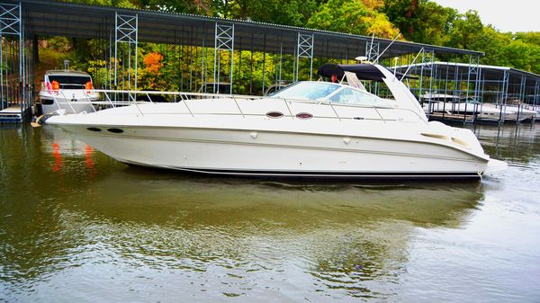 Sea Ray 410 Sundancer 