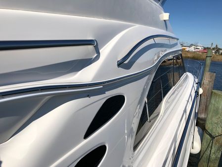 Sea Ray 560 Sedan Bridge image
