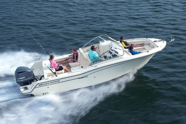 Grady-White Freedom 235 - main image