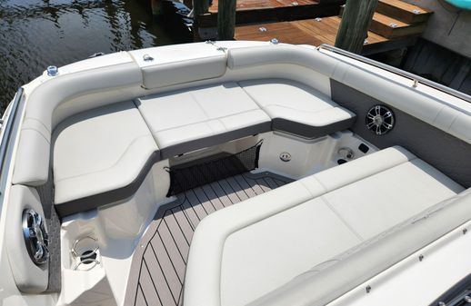 Sea Ray SDX 250 Outboard image