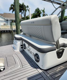 Sea Ray SDX 250 Outboard image