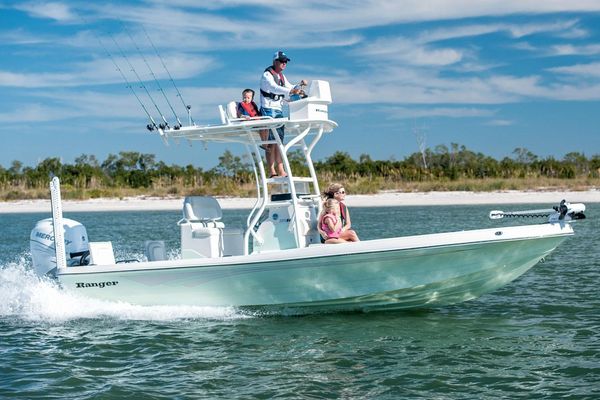 Ranger 2310 Bay Ranger - main image