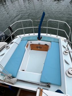 Ranger Yachts 30 image