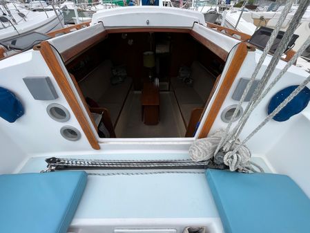 Ranger Yachts 30 image