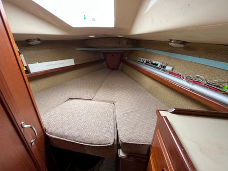 Ranger Yachts 30 image