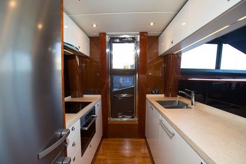 Princess Flybridge 82 Motor Yacht image