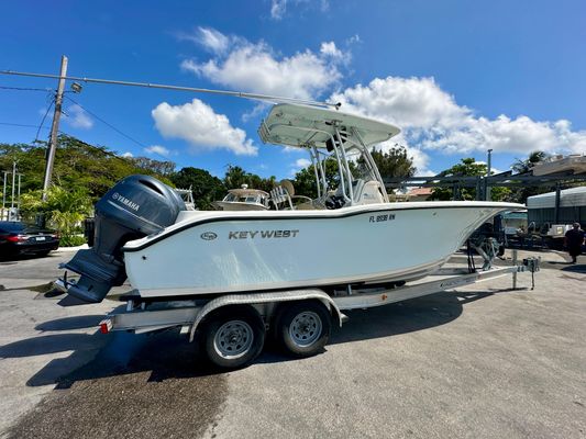 Key-west 244-CENTER-CONSOLE-CC - main image