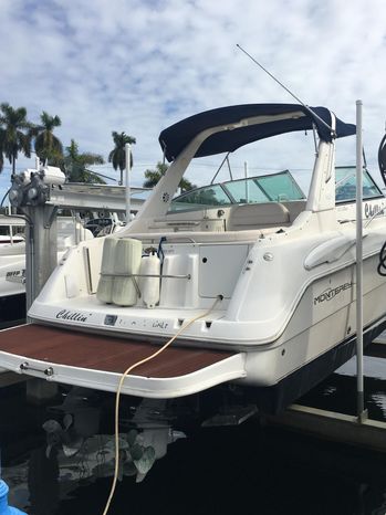 2000 Monterey 322 Cruiser Miami, Florida - Yacht Sales International