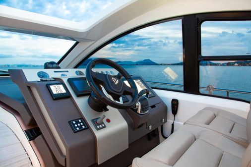 Fairline TARGA-48-OPEN image