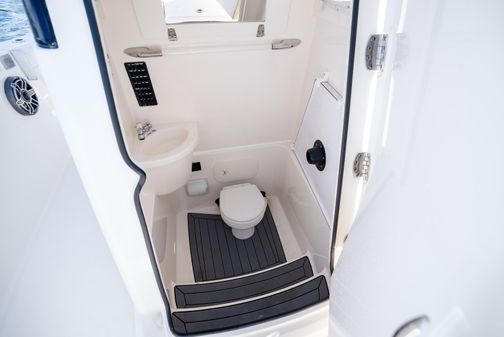 Cobia 262 Center Console image