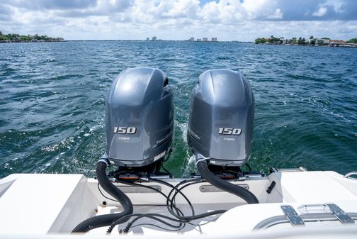 Cobia 262 Center Console image