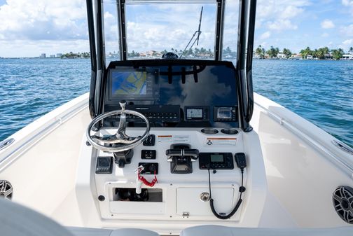 Cobia 262 Center Console image