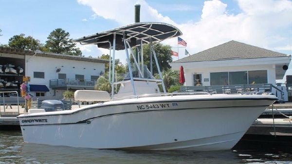 Grady-White 18 CENTER CONSOLE 