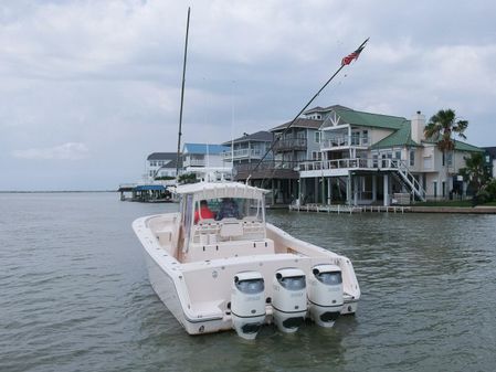 Grady-White 366 Canyon w/ 2020 Suzuki Engines image