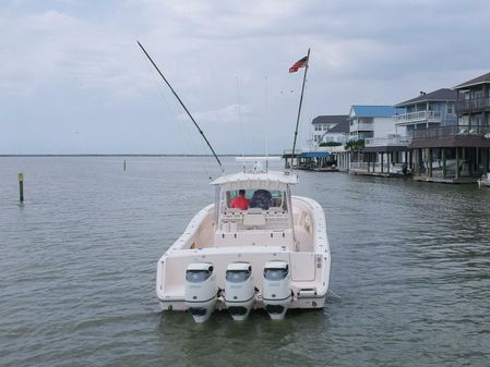 Grady-White 366 Canyon w/ 2020 Suzuki Engines image