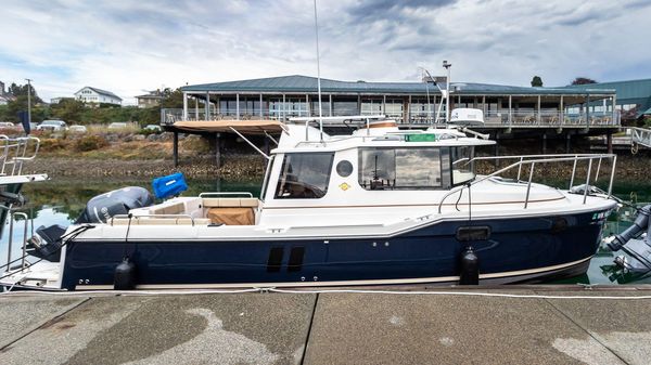 Ranger Tugs R-25