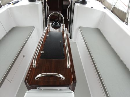 Catalina 425 image