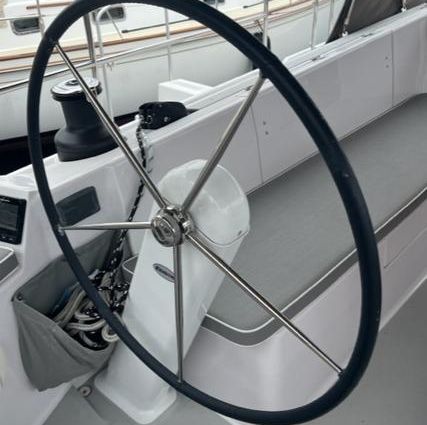 Catalina 425 image