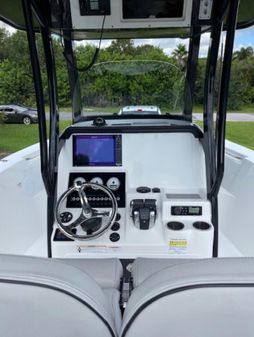 Sea-pro 259-CENTER-CONSOLE image