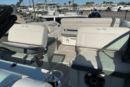 Sea Ray SDX 250 Outboard image