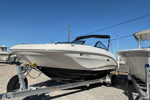 Sea Ray SDX 250 Outboard image