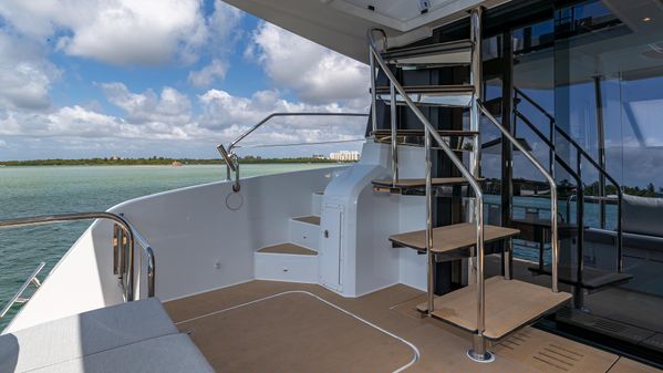 Fountaine Pajot MY 44 image