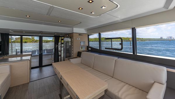 Fountaine Pajot MY 44 image