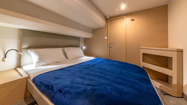 Fountaine Pajot MY 44 image