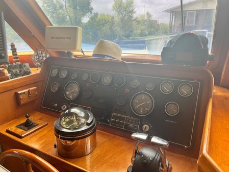 Angel Med Yacht Cockpit Pilothouse image