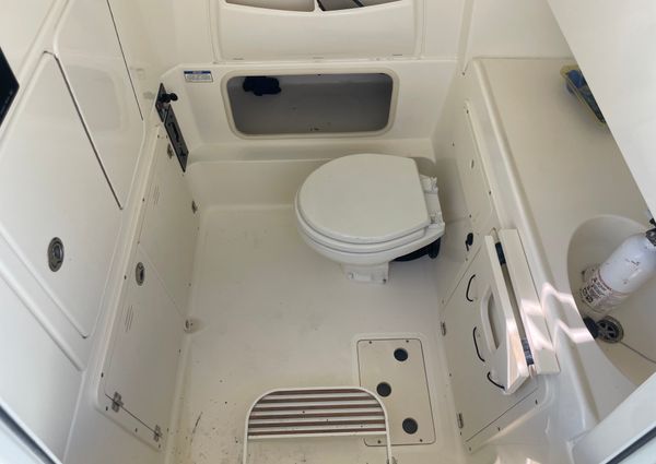 Boston Whaler 320 Outrage image